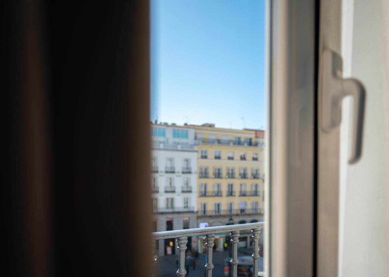 Fortinn Puerta Del Sol مدريد المظهر الخارجي الصورة