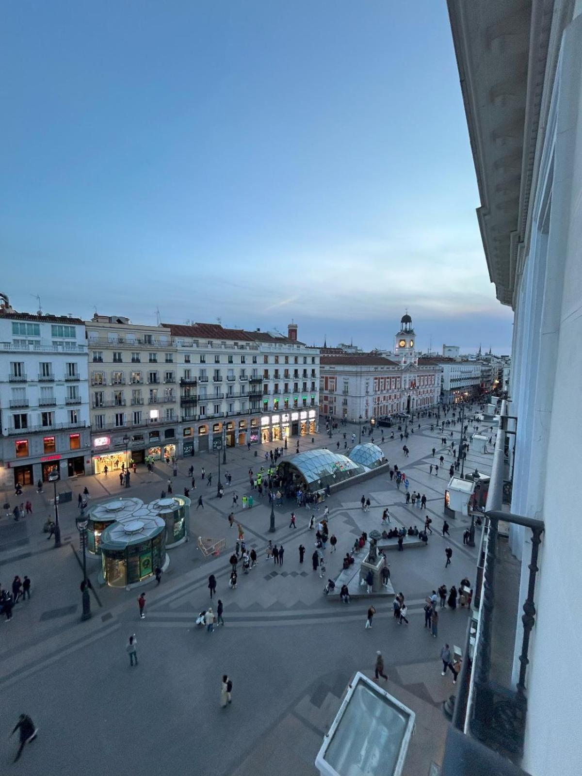 Fortinn Puerta Del Sol مدريد المظهر الخارجي الصورة