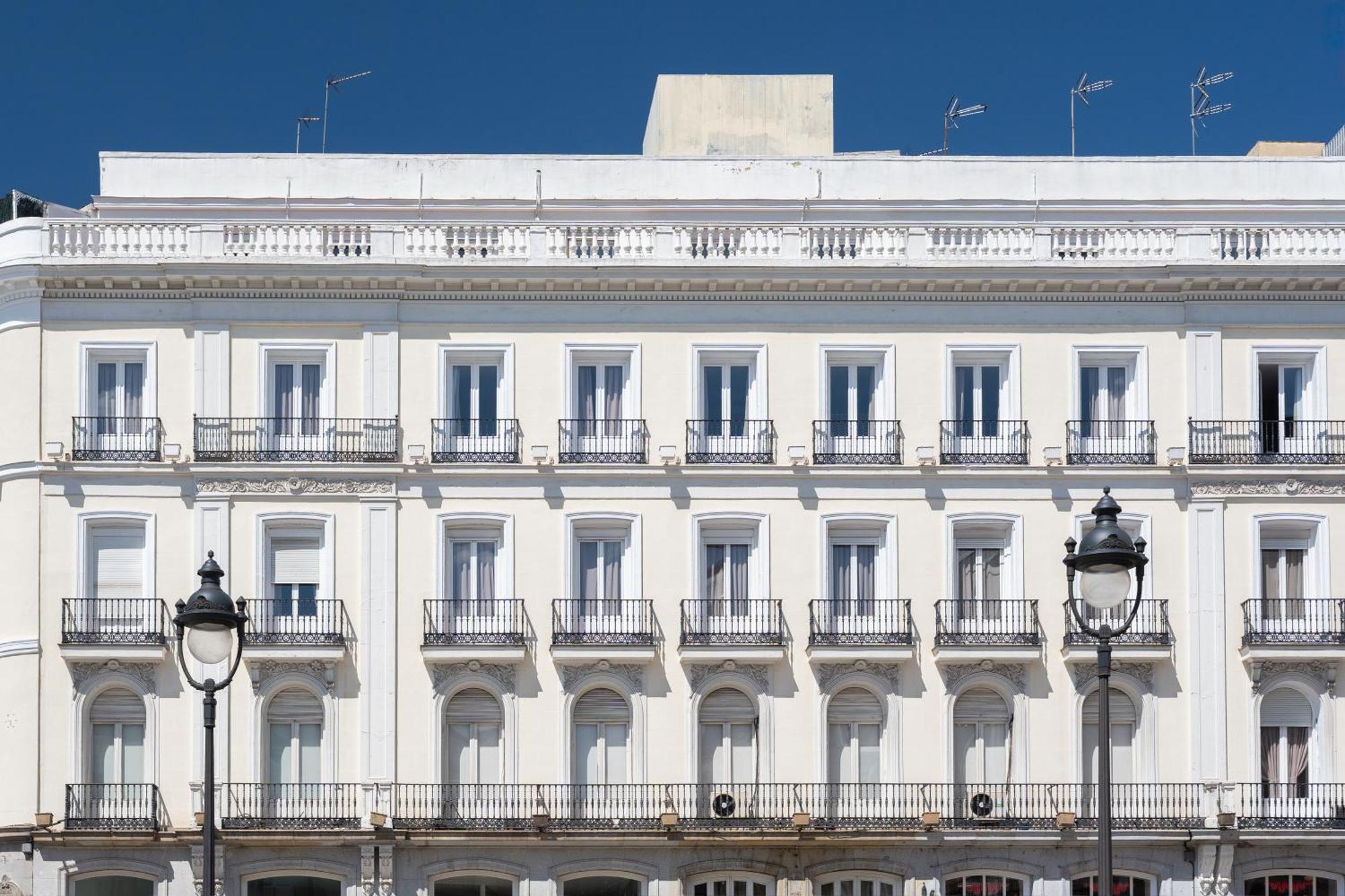 Fortinn Puerta Del Sol مدريد المظهر الخارجي الصورة